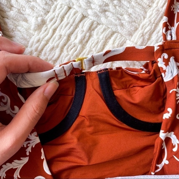 WeWoreWhat Danielle Statues OP XS - Picture 8 of 12